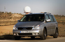 kia_carnival_2011.jpg