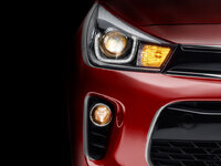 kia-rio-hatchback-sh-faro.jpg