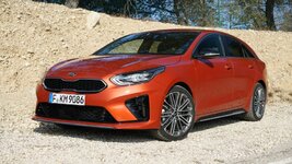 KIA-Proceed-31-930x523.jpg