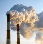 12458100-la-contaminación-del-aire-por-el-humo-saliendo-de-dos-chimeneas-de-la-fábrica-.jpg 12458100-la-contaminación-del-aire-por-el-humo-saliendo-de-dos-chimeneas-de-la-fábrica-.jpg
