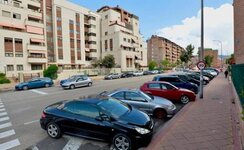 dgt-plazas-aparcamiento-calle-triquinuela-para-guardar-kwFH-U17032274251R4D-624x385@El Correo.jpg
