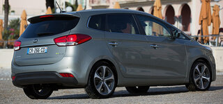 kia_carens_2013.jpg