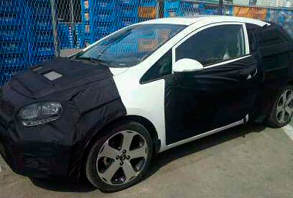 foto_espia_kia_rio_3_puertas.jpg