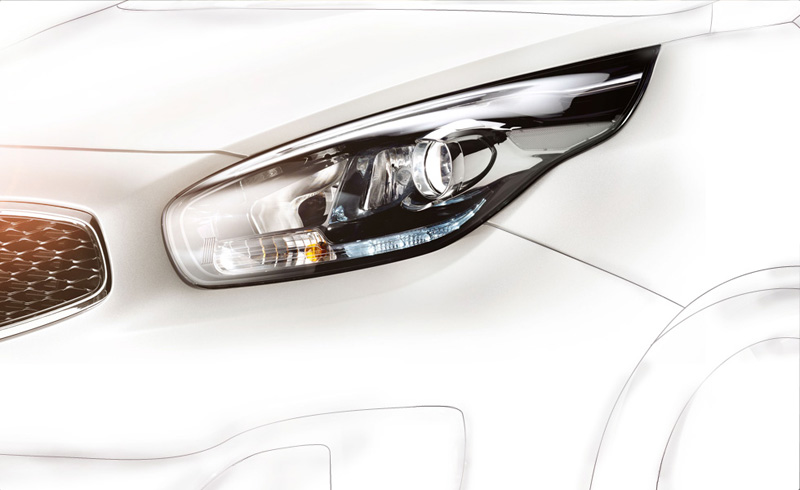 kia_carens_2013_03.jpg