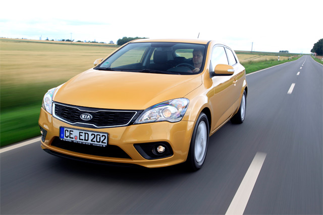 kia_pro_ceed_2011.jpg
